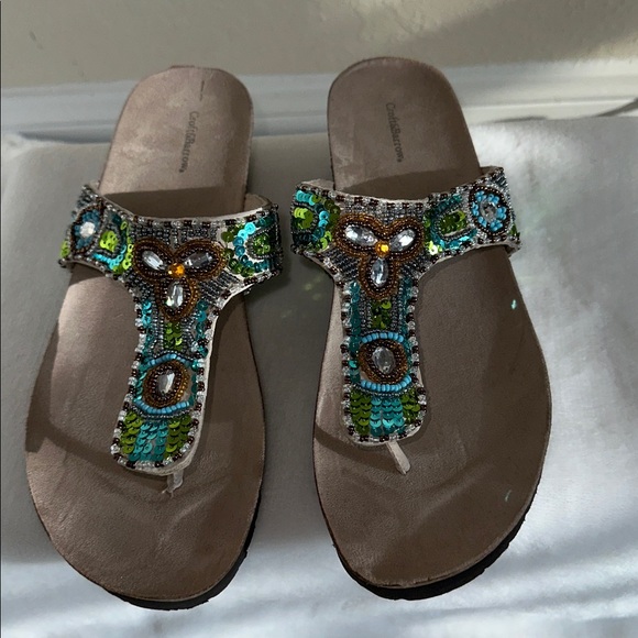 Kohl's Beaded Wedge Sandals - Multicolor Size 8.5. - Picture 3 of 12